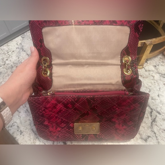 Authentic Michael Kors Handbag - Picture 16 of 16